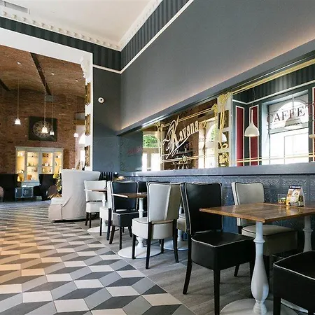 Continental Hotel